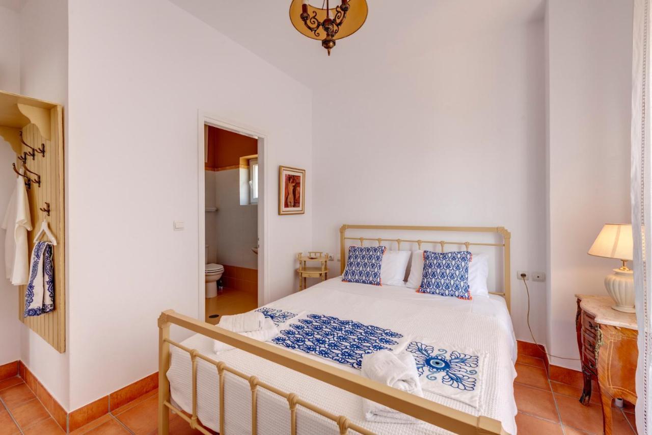 Cycladic Aura - Traditional Holiday Cottage Finikas  Esterno foto